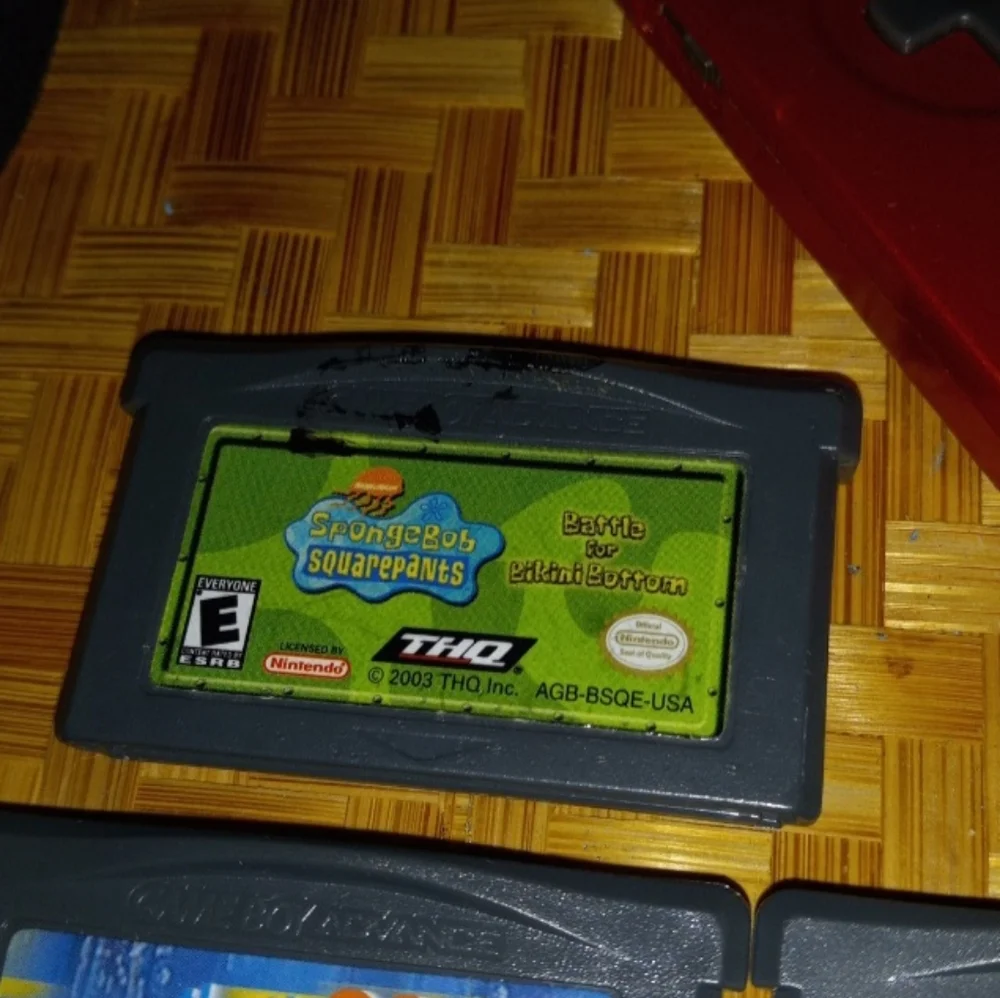Nintendo Game Boy Advance SP w/10 Games, Charger and Carrying Case 2002